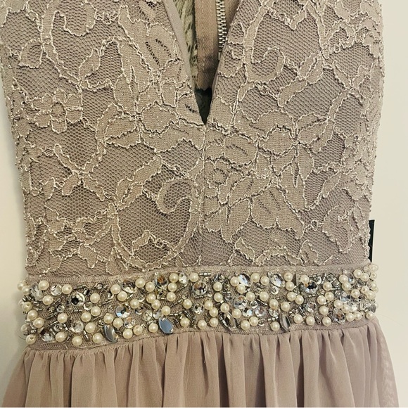 Emerald Sundae Formal Dress - Picture 2 of 12